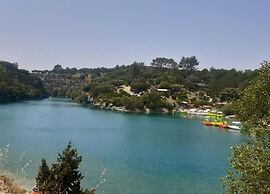 Verdon Views: Pool & Terrace