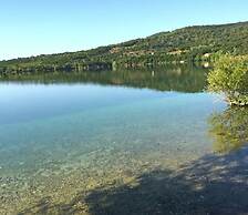 Verdon Views: Pool & Terrace