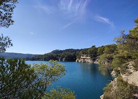 Verdon Views: Pool & Terrace