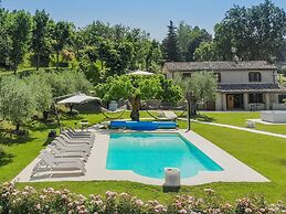 Belvilla by Oyo Villa Anna