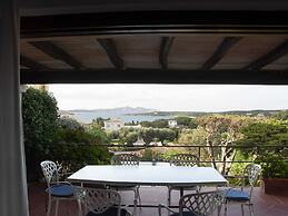 Belvilla by Oyo Villa Pitrizzina