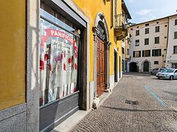 Relaxing Retreat With Pool