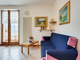 Relaxing Retreat With Pool