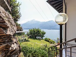 Relaxing Retreat With Pool