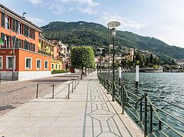 Relaxing Retreat With Pool