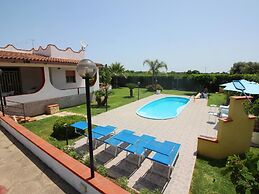 Fabulous Child-friendly Villa in Syracuse