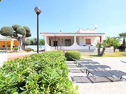 Fabulous Child-friendly Villa in Syracuse