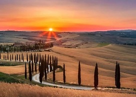 Tuscan Style Apartment with View of the Hills
