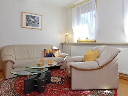 Apartment With Garden in Eimelrod