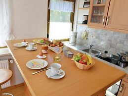 Apartment With Garden in Eimelrod