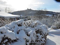 House With the Pool and Fenced Garden, Great View at Trosky Castle