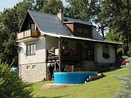 House With the Pool and Fenced Garden, Great View at Trosky Castle