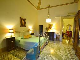 Belvilla by OYO Palazzo Pio