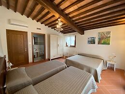 Tuscan Farm Home Retreat