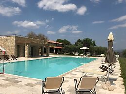 Tuscan Farm Home Retreat