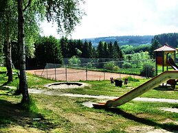 Relaxing Chalet in Dochamps With Swimming Pool and Terrace