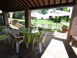 With Pool and air Conditioning