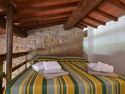 With Pool and air Conditioning