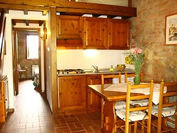 With Pool and air Conditioning