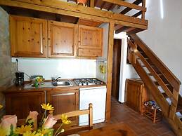 With Pool and air Conditioning