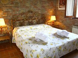 With Pool and air Conditioning