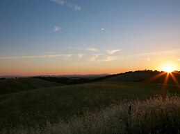 Belvilla by OYO Farmhouse in Tuscany With Garden