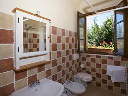 Belvilla by OYO Farmhouse in Tuscany With Garden
