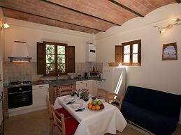 Belvilla by OYO Farmhouse in Tuscany With Garden