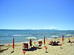Home in Campiglia Marittima With Pool