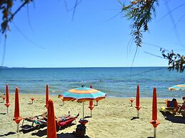 Home in Campiglia Marittima With Pool