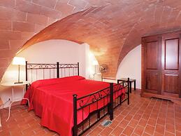 Home in Campiglia Marittima With Pool