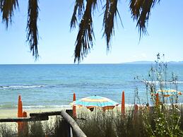 Home in Campiglia Marittima With Pool