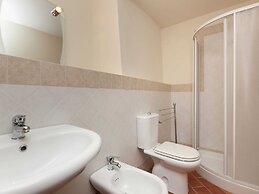 Home in Campiglia Marittima With Pool