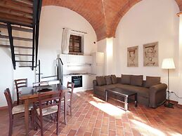 Home in Campiglia Marittima With Pool