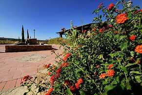 Home in Campiglia Marittima With Pool