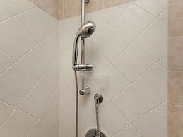 Home in Campiglia Marittima With Pool