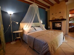Flat in Villa, With Garden, Barbecue