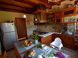 Flat in Villa, With Garden, Barbecue