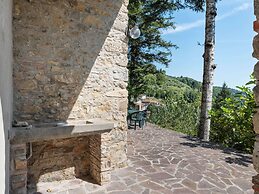 Cottage in Convalle With Terrace