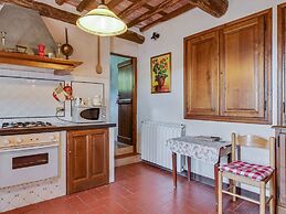 Cottage in Convalle With Terrace