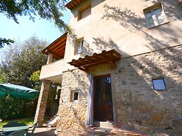 Cottage in Convalle With Terrace