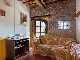 Cottage in Convalle With Terrace