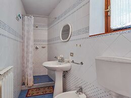 Cottage in Convalle With Terrace