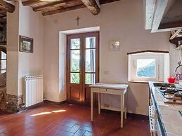 Cottage in Convalle With Terrace
