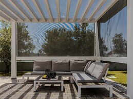 Elegant Villa Escape in Debeljak