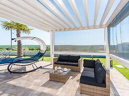 Elegant Villa Escape in Debeljak