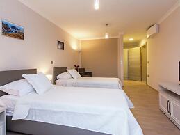 Elegant Villa Escape in Debeljak