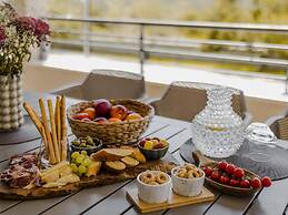 Elegant Villa Escape in Debeljak