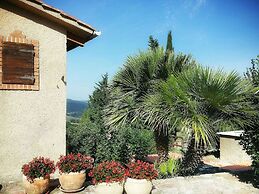 Villa in Sasso Pisano Wuith Garden