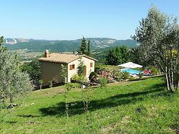 Villa in Sasso Pisano Wuith Garden